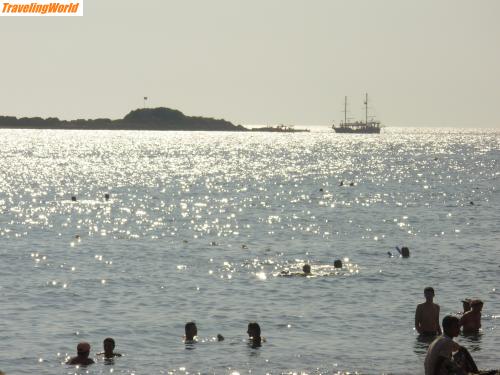 Trkei: Türkei 2007 051 / Blick aufs Meer und die davor gelegene Insel