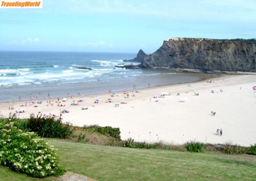 Portugal: web305BlickaufOdeceixe / Blick auf den Strand von Odeceixe - Badestopp!