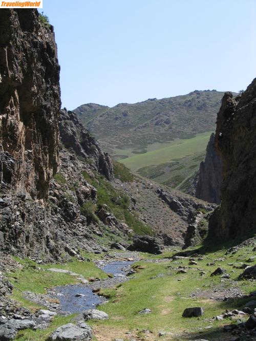 Mongolei: Mongolei Juli 2007 911 / in der Geierschlucht