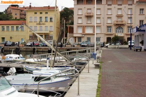 Frankreich: Port Vendres_03 / Jachthafen mit Zollhaus im Hintergrund