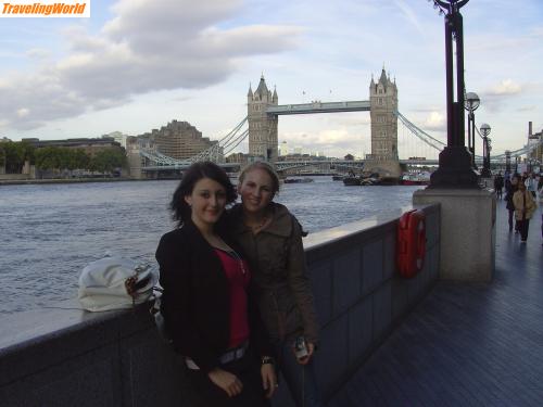 Grobritannien: Towerbridge me and claudia / Towerbridge