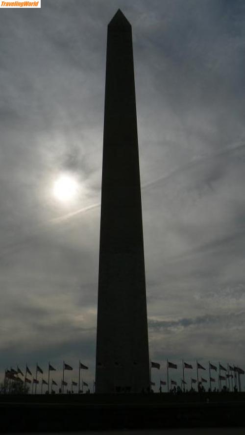 USA: I.JPG / Die Daemmerung kommt am Lincoln Memorial