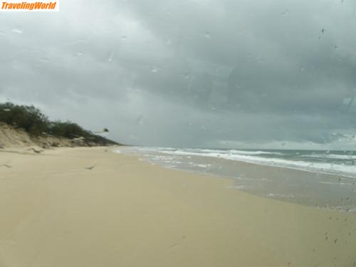 Australien: P7050007 / Fraser Island bei Regen