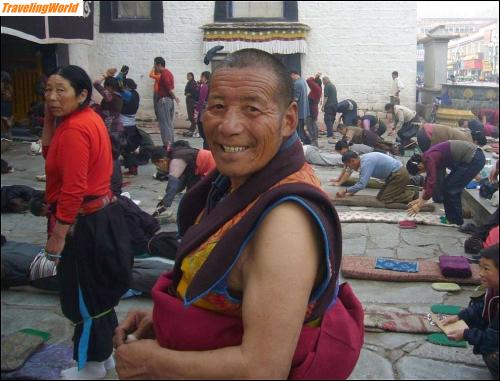 China: 10 j6 Am Jokhang Tempel / 