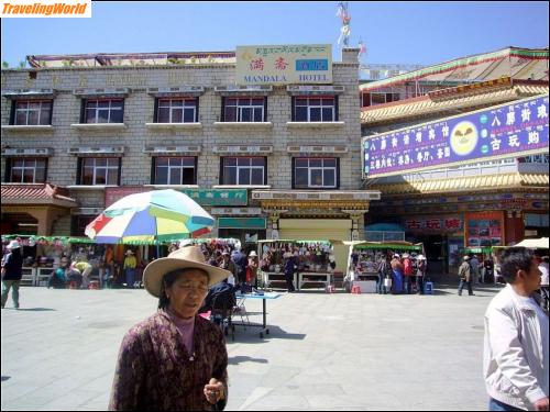 China: 10 m17 In Lhasa / 