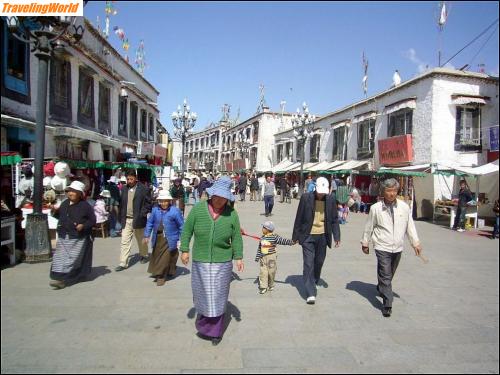 China: 10 m1 In Lhasa / 