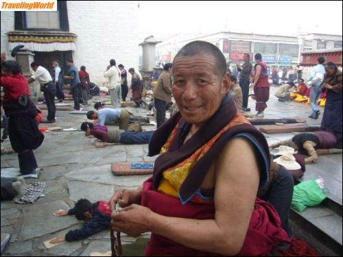 China: 10 j7 Am Jokhang Tempel / 