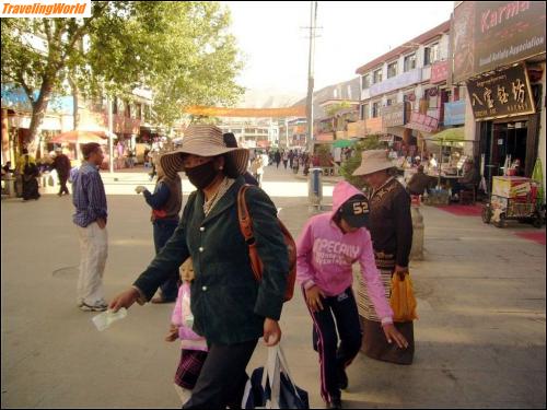 China: 10 c4 In Lhasa / 