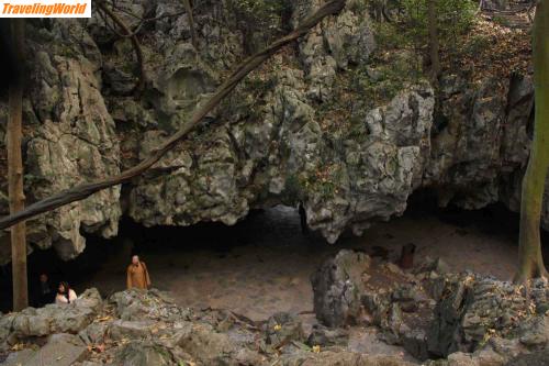 China: höhle / 